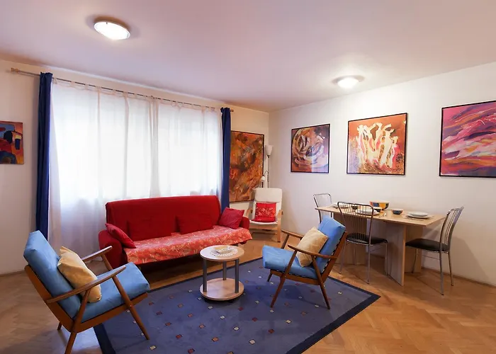 Irena Tour As Appartement *